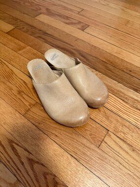 Dansko Women's Talulah Mule Size 8.5-9 Tan